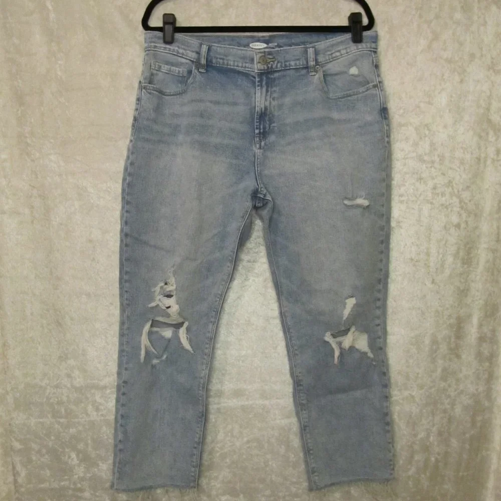 Old Navy Mid-Rise Boyfriend Jeans